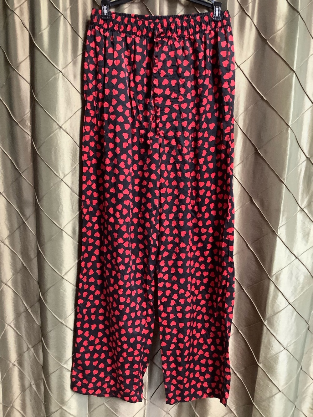EUC- Vintage Addiction 100% Silk ‘Hearts’ Pajama Pants